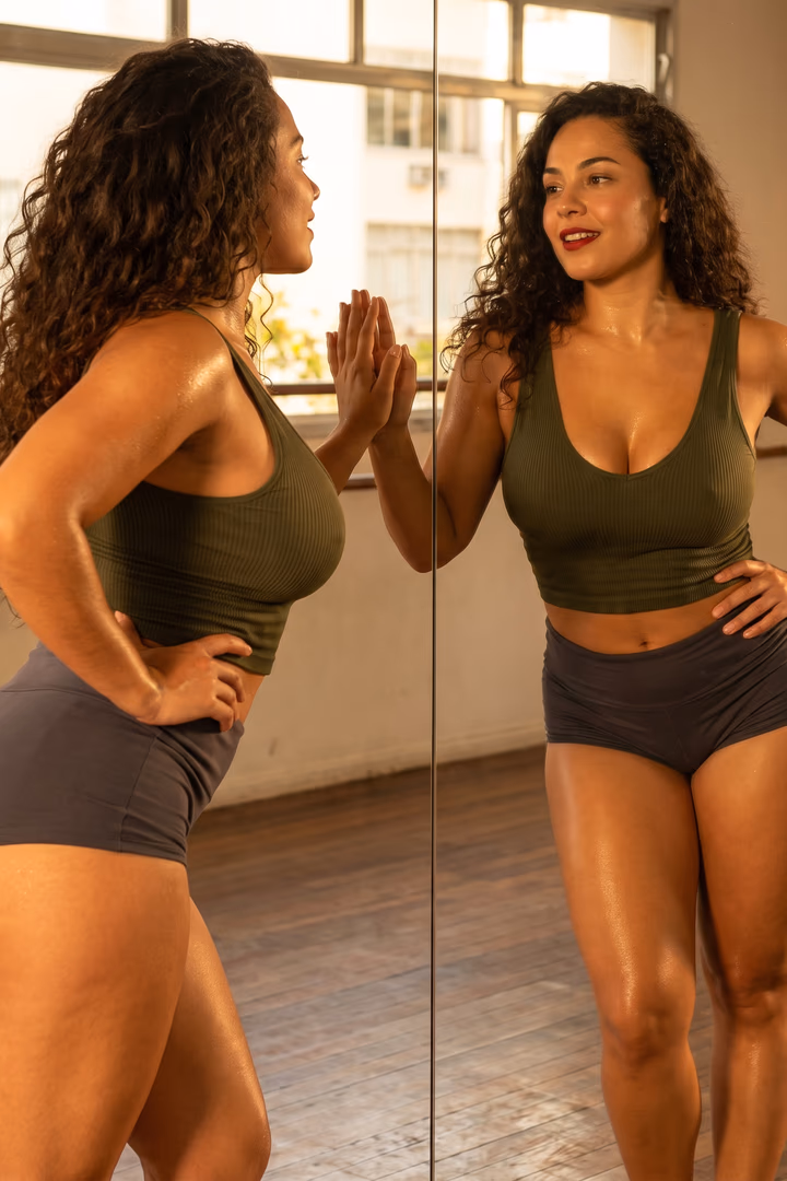 Fernanda Cavalcanti - AI Companion